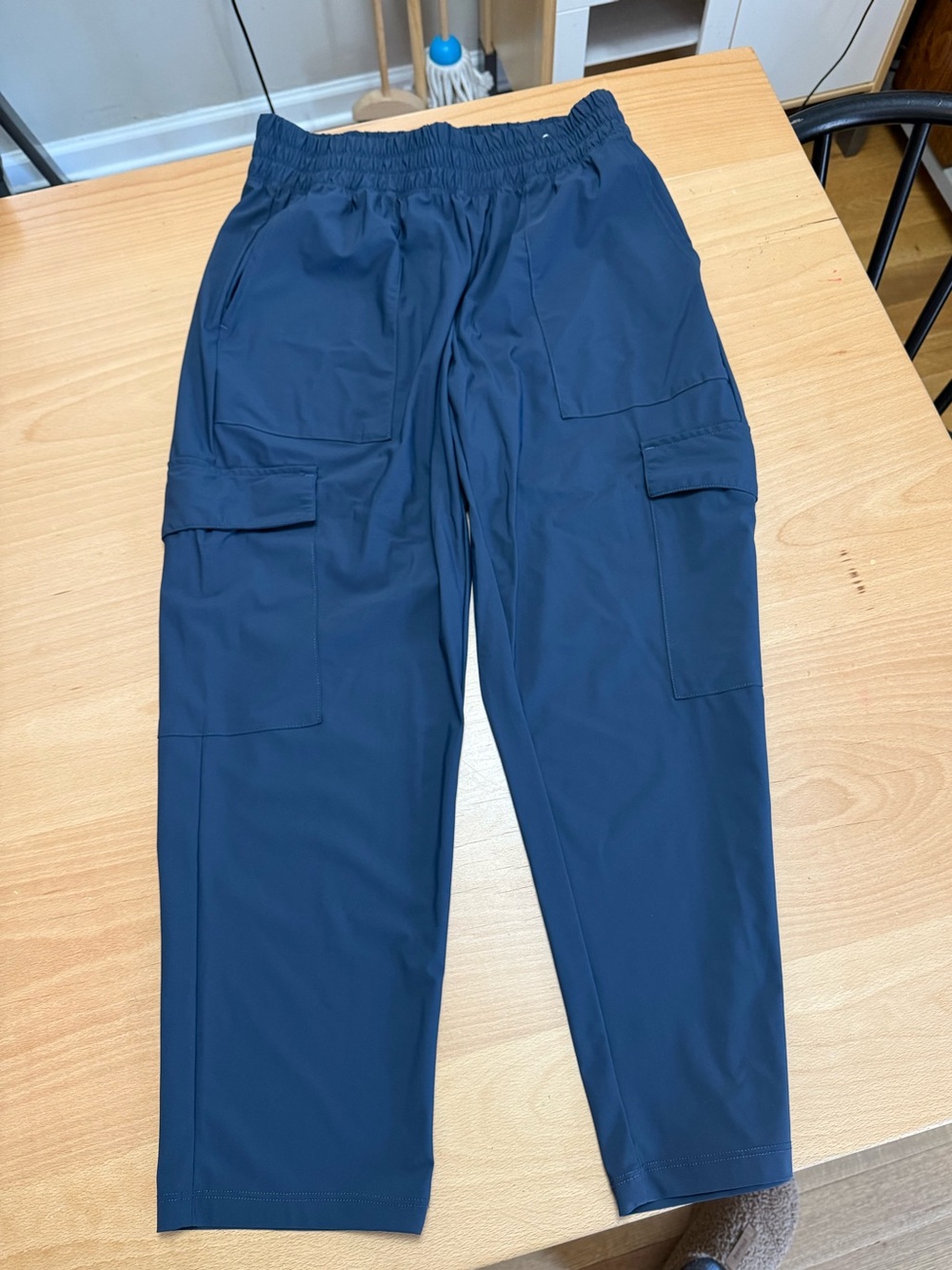 Oldnavy Sleektech cargo